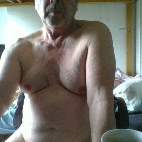 صور natotres@xh الرائجة  3482