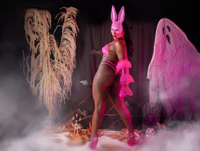 CandyMartinez_ halloween Bilde 4