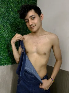 🔥 Half Dressed, Fully Tempting de Amun_obsidian  Imagens