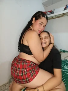 Zdjęcia LittleSweetZoe__ ❤️🖤:  4