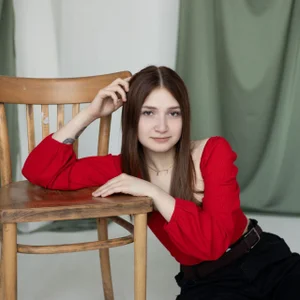 LesaFeldker Public Pic 5