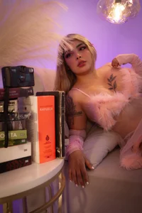 Midnight library de LisaMonroe_  4 Imagens