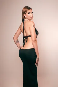 NiaHolland I feel so glamorous Poză 4