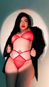 antonella_contti_ 👄 Lips made for trouble. Foto 3