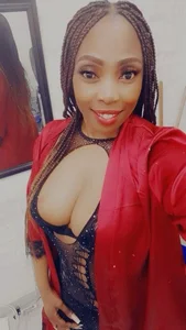 CURVYMATURED42 Public Foto 3