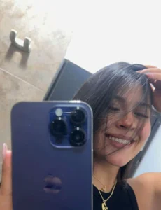 RenataPeach casual Pic