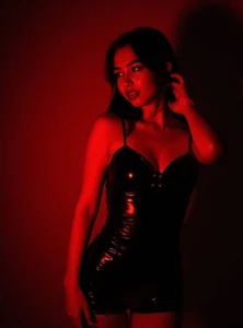 WildKittenX_ Feel myself so sexyy Pic