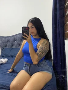 Public de dalila_hotx1  3 photos