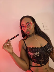 CaseyMoon come and taste me💦😈 Pic