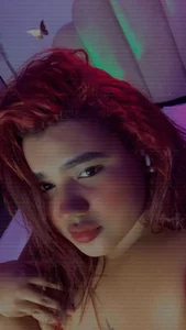 NaomiAsha Very mischievous face টি ছবি