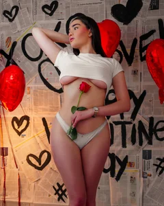 chelsea_bolton_ San Valentine❤️🌈 Foto 2