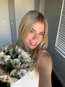 gardenofedenn Public Pic