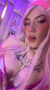 Broklinwhite_ Sweet smile, dangerous thoughts 🥵😈 Foto 2