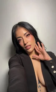 aura-baker kullanıcısının Special Look ✨🖤 albümü -  2 fotoğraf