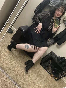 Thiccums-the-Goddess's photo