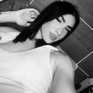 ImPaulina_ Welcome Pic 2