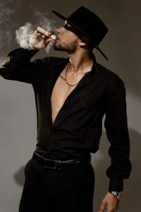 MagnusFrostのBlowの 9枚の写真