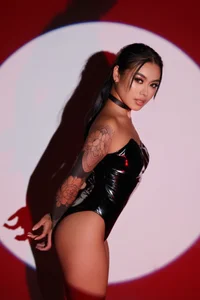 GigiLee_のFemme Fatale 🖤の 4枚の写真