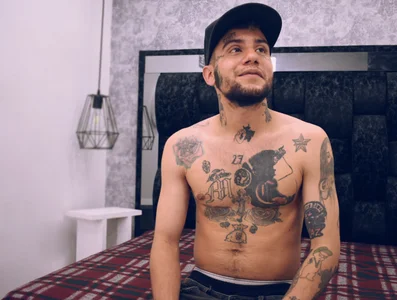 Christian_Stiven1 Public Hình 3