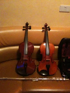 愛用の楽器"上２つ" de hachunemiku  Imagens