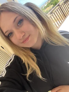 NadjaHeld Public Pic 3