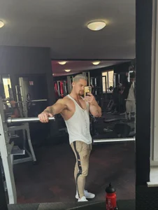 EddyRise- Public Pic 2