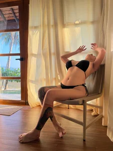 FemmeFataleMonica: Its me ( 6 фото)