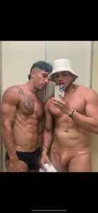 jamesshotjames and max Bild