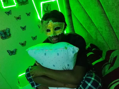 Public de wet_baby_gal  photos