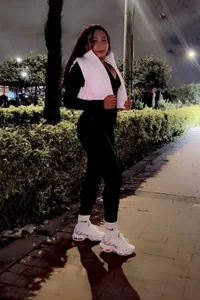 Hott de escarlett_hott  5 photos