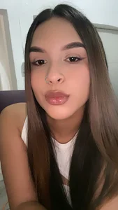 Public de halley5_  3 photos