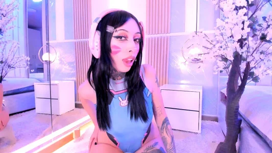 Your sexy girl 🥵 de SalemBlackrose  5 photos