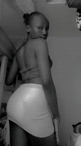 Petite_NylaPublic图片 3
