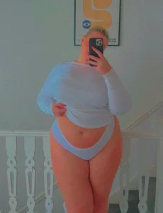 bbw_desire6: Public ( 4 фото)