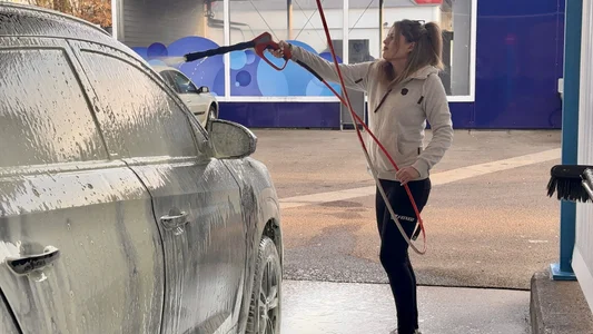 Mina_Foxx Public Foto 5