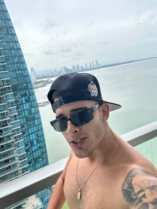 jacob_firexx kullanıcısının SEXY FACE albümü -  2 fotoğraf