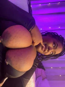 Ayanaa_Ebony_The Tease图片 3