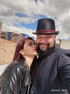 DARK_COUPLE01 Public Pic 4