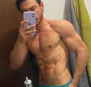 Public de Dwchp  2 photos