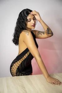 Anngel_1 come and look through my transparent dress Pic 3