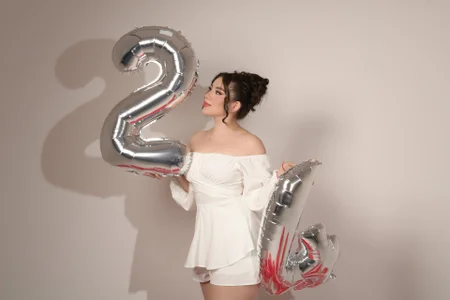 IsabellaAnngel A little bit of my birthday🎂💖🎈 Foto 4