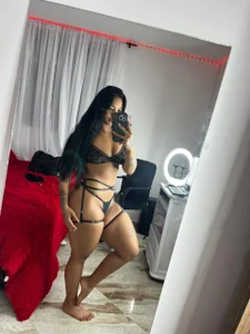 ElectraCurly electra hot ❤️ Pic 3