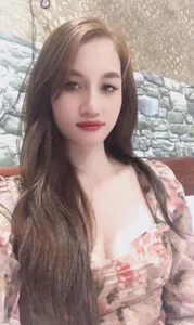 Linh-Dan's XXX Nude Photo 5