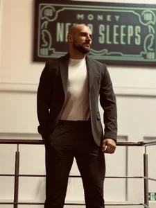 AdamJamesonnPublic图片 3