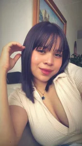 Charlote_ch Public Pic 2