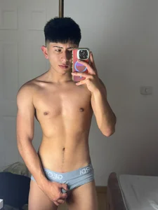 AndyJustgame_ show me body! 😏💪🤸‍♂️  2. fénykép