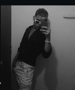 Carrington- Public Foto 2