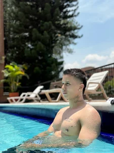 valentinosex1 kullanıcısının Public albümü -  4 fotoğraf