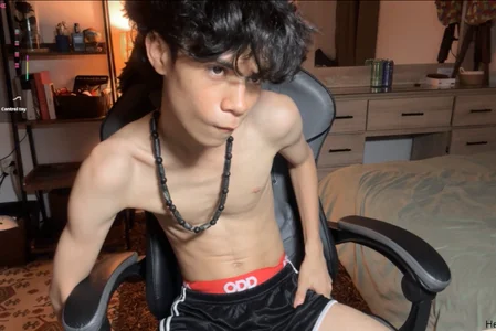 OopsAgain_ Live Frames Foto 8