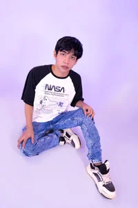 🔒😈 “Tell me how to please you… I’m all yours.” de Liam_Sinclair Foto 2